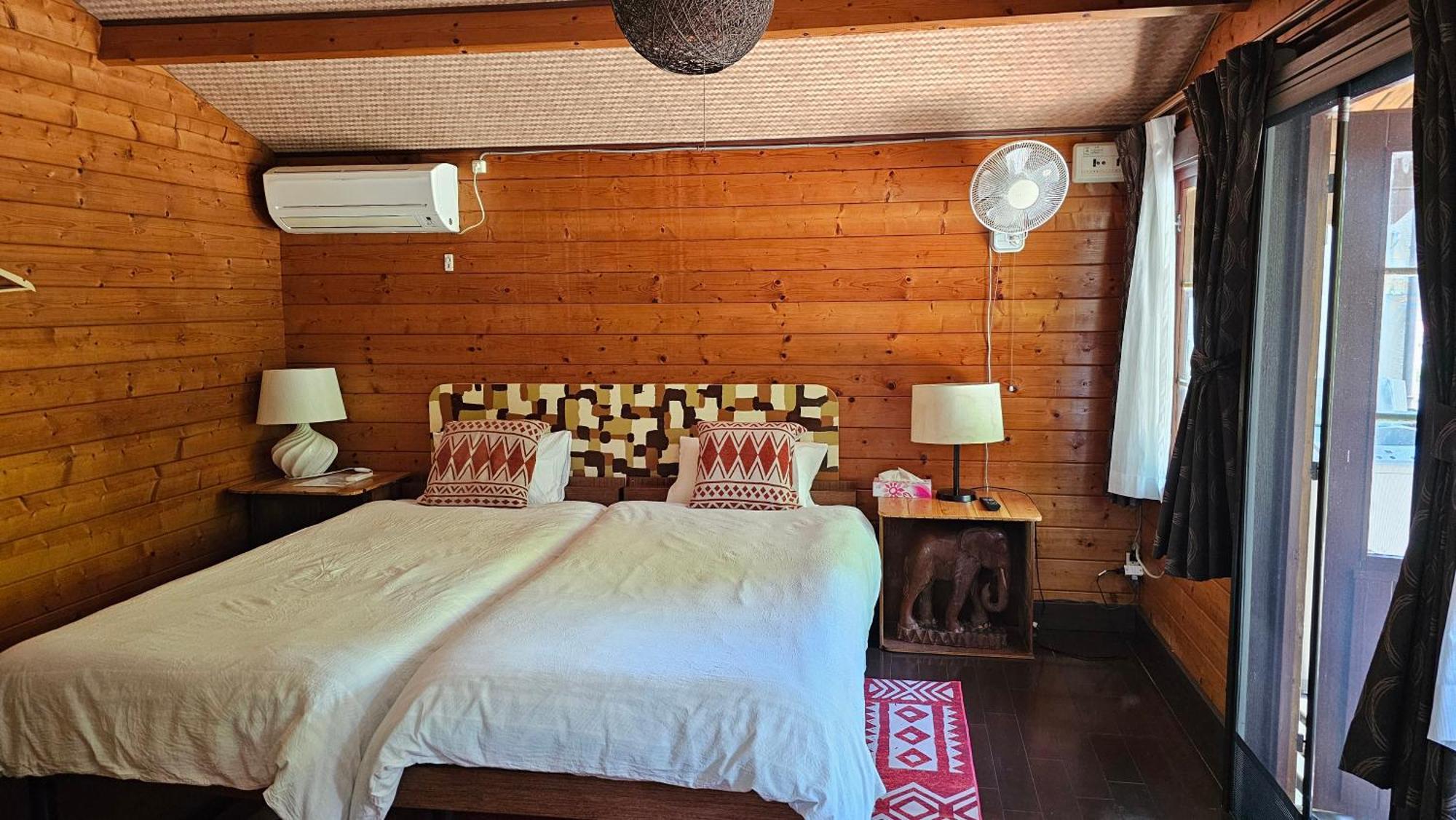 Вилла Loft & Log House Окаяма Экстерьер фото
